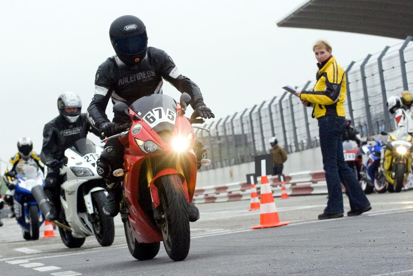 Meer Motorplezier: Alles wat je moet weten over Bochten training